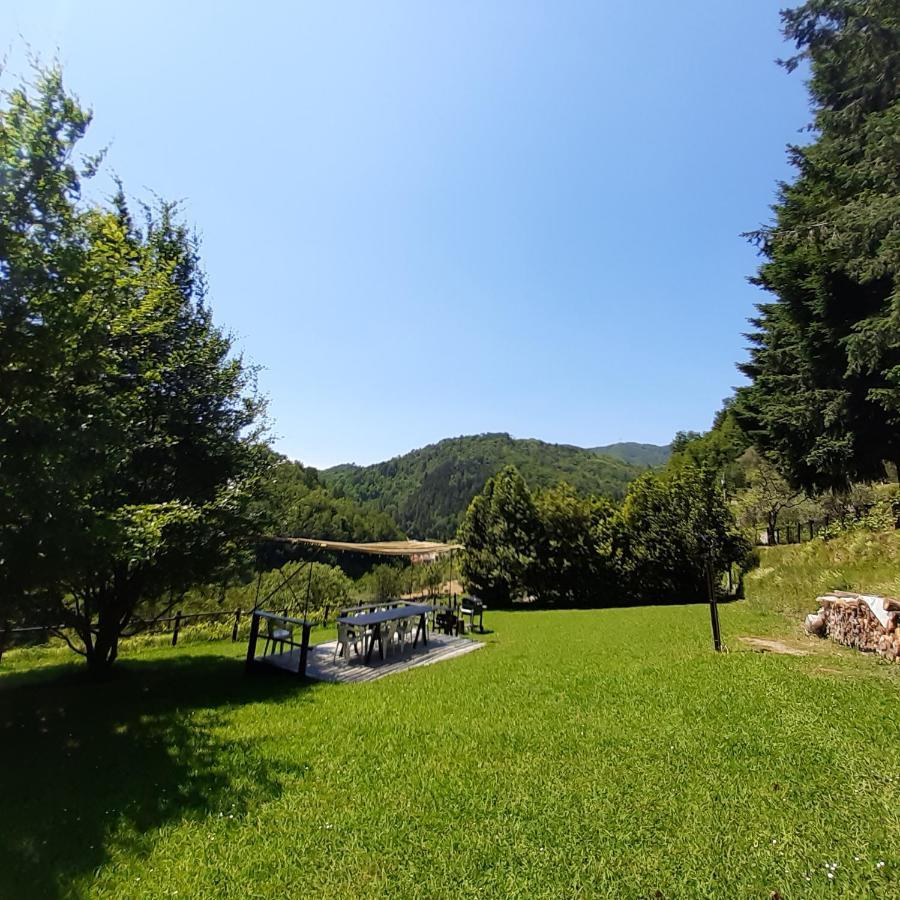 Il Bosco Di Campo Marzano Garden Apartments Borzonasca Екстериор снимка